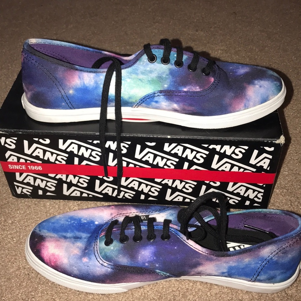 Vans Authentic low pro galaxy print shoes